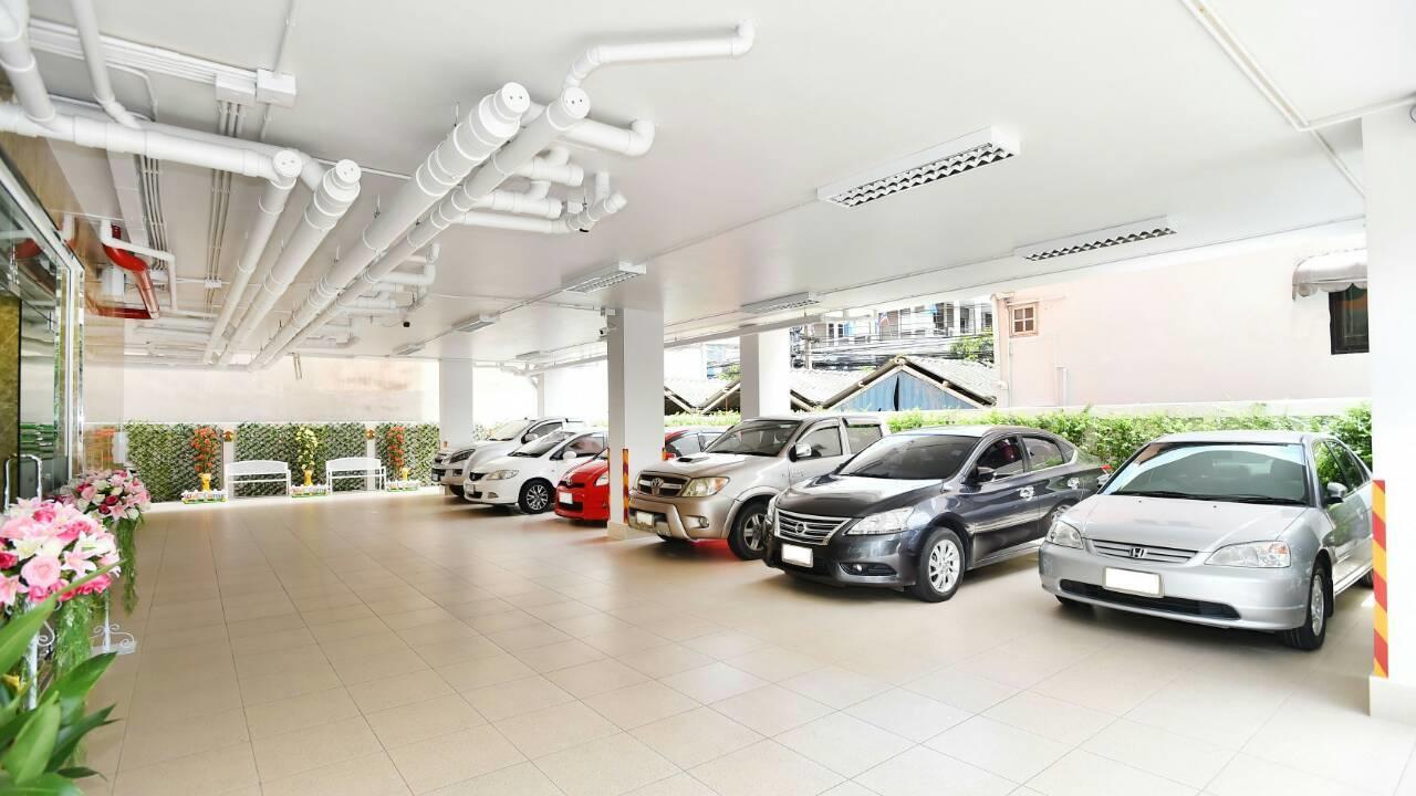 מלון Parvena Sathorn 3*